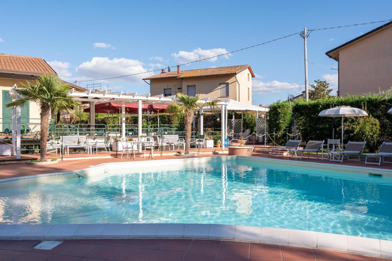 Hotel Duca Della Corgna Castiglione del Lago Esterno foto