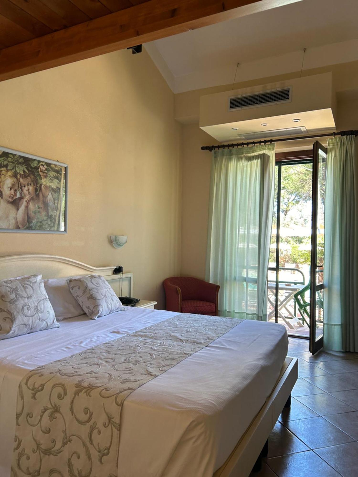 Hotel Duca Della Corgna Castiglione del Lago Esterno foto