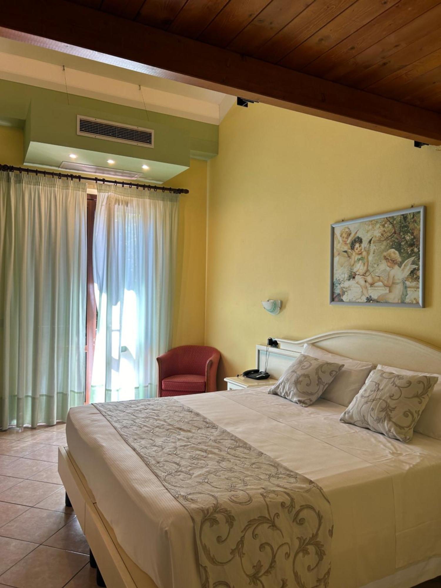 Hotel Duca Della Corgna Castiglione del Lago Esterno foto