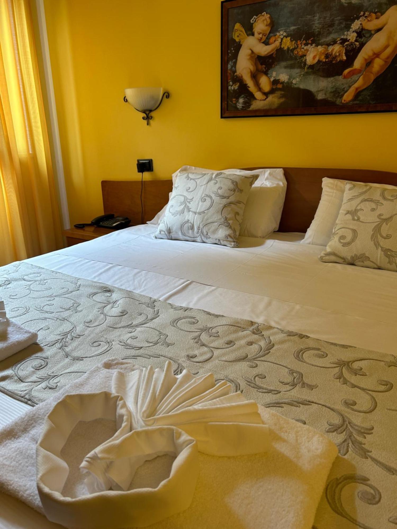 Hotel Duca Della Corgna Castiglione del Lago Esterno foto