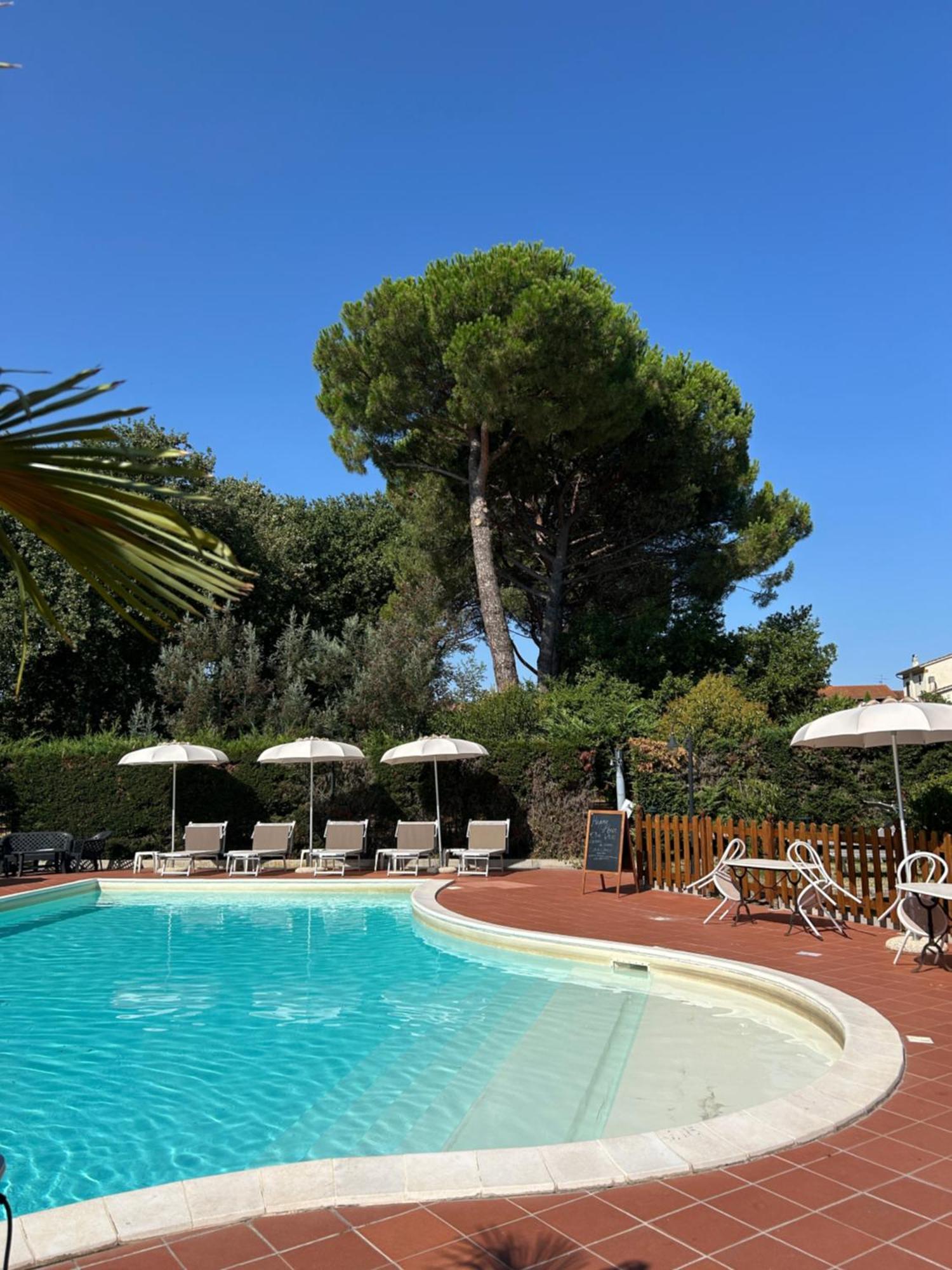 Hotel Duca Della Corgna Castiglione del Lago Esterno foto