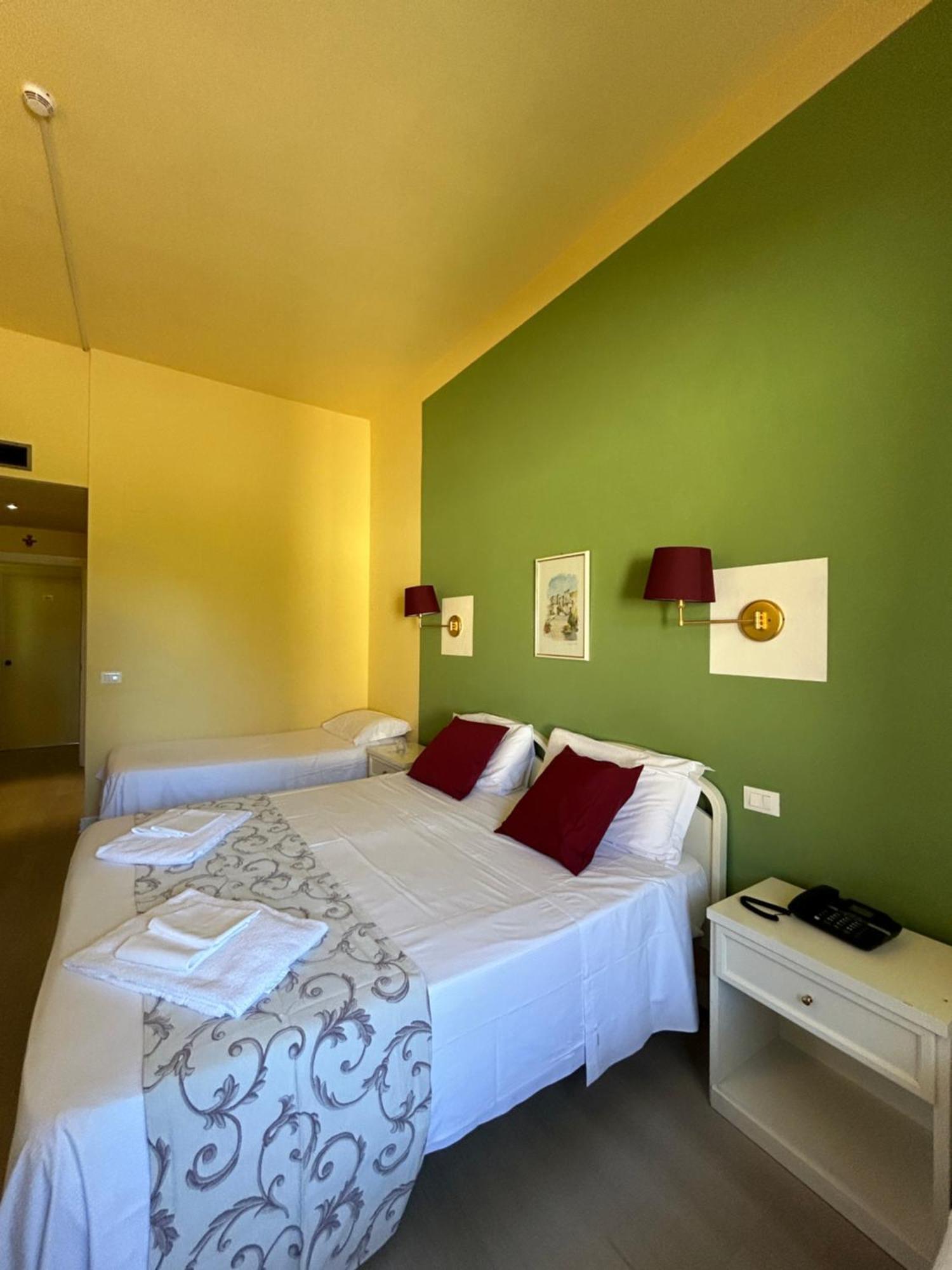Hotel Duca Della Corgna Castiglione del Lago Esterno foto